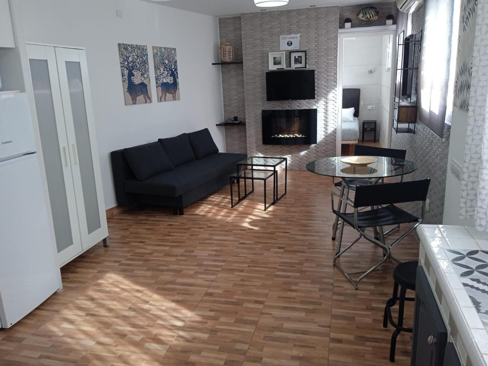Apartamento Pepa Bajondillo ตอร์เรโมลิโนส ภายนอก รูปภาพ
