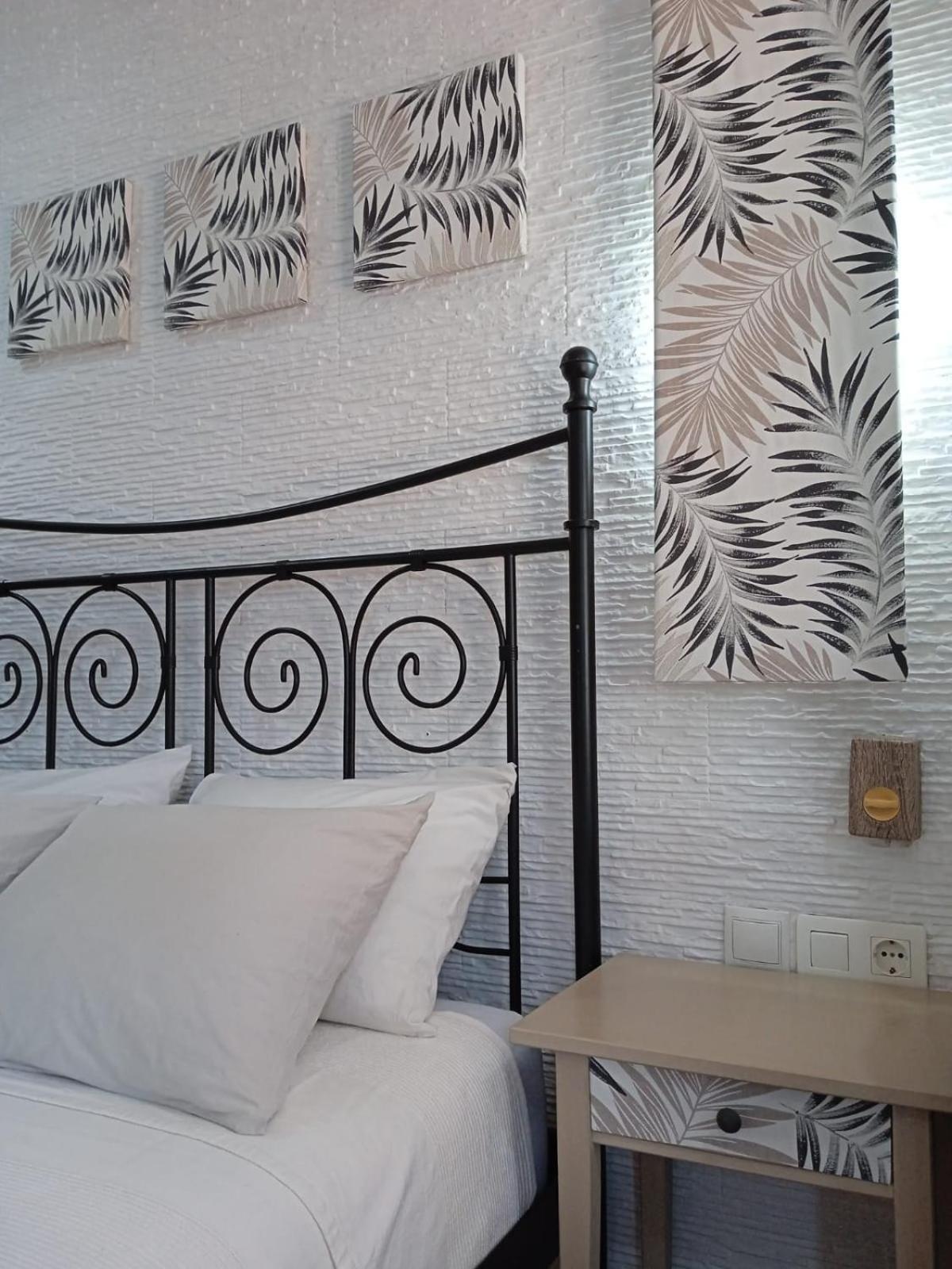 Apartamento Pepa Bajondillo ตอร์เรโมลิโนส ภายนอก รูปภาพ